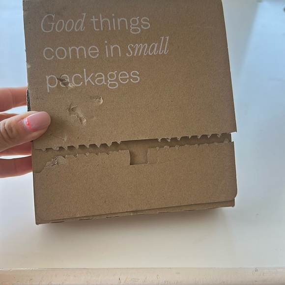 Oura Silver Smart Ring - Picture 4 of 7